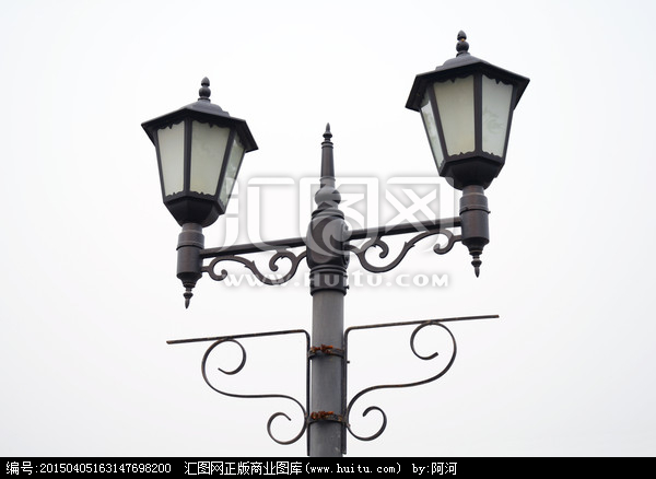 城市之光 路灯在摄影与景观中的艺术表达