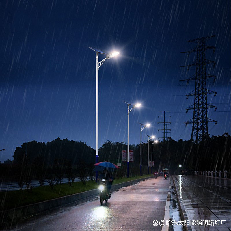 重庆太阳能路灯厂家匠心巨制 阴雨天不断电，365天亮灯守护